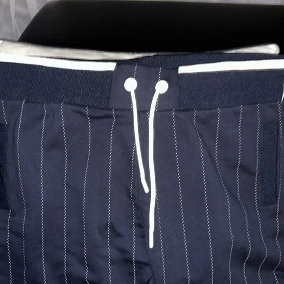 Ivy Park Sweatpants 🔥🔥🔥 - Picture 4 of 6